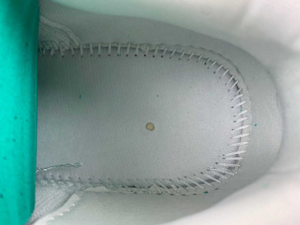 Air Jordan 4 RM Easter IB4466-025