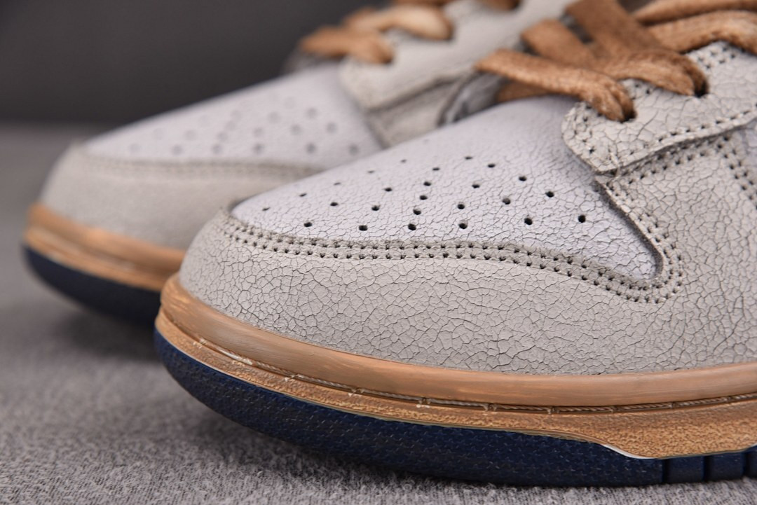 Stranger Things X Nike Dunk Low IH6766-001