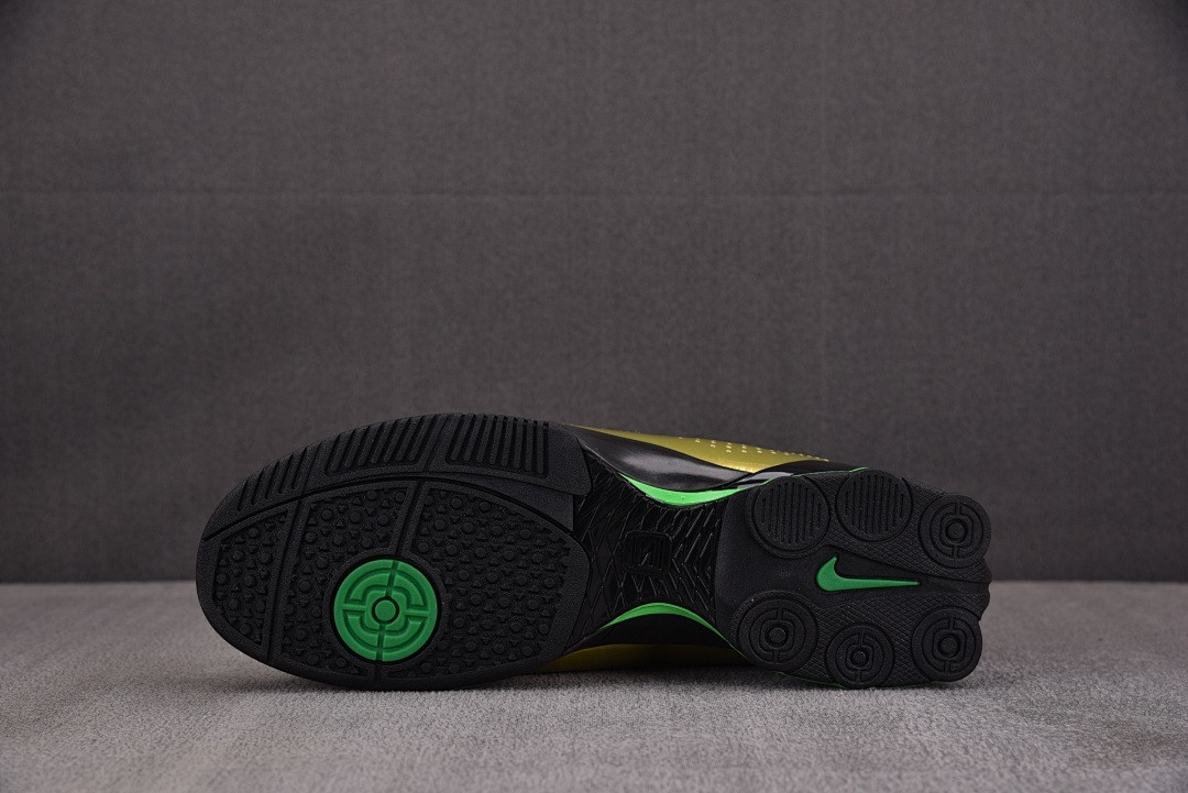 NK Total 90 Secutor Shox Magia SP Maha Amsterdam IM9326-008