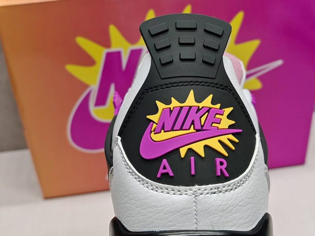 Air Jordan 4 “Comic” IO2362-100