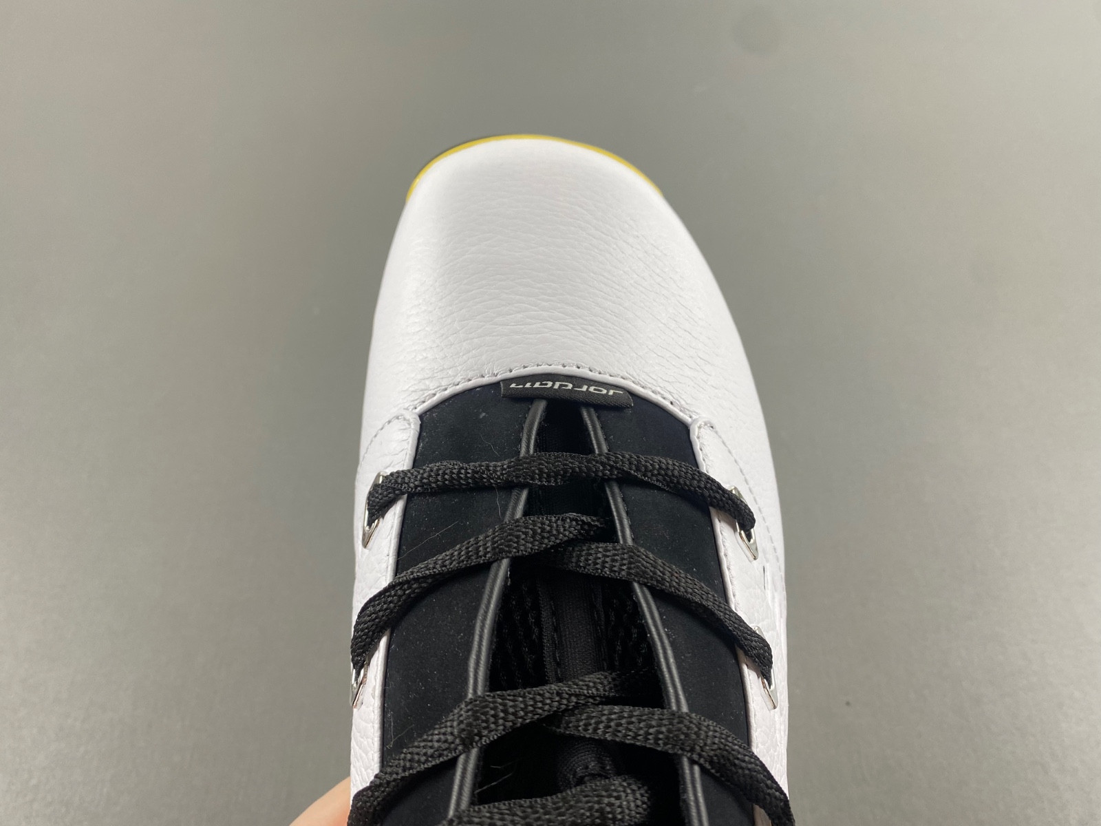 Air Jordan 17 Retro Low SP "Lightning" - FJ0395-100
