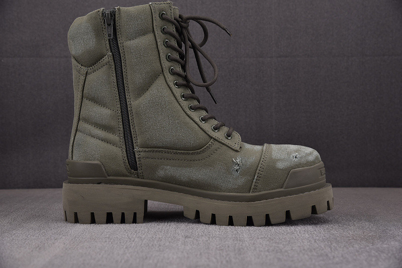 Ba*len*cia*ga strike combat boot
