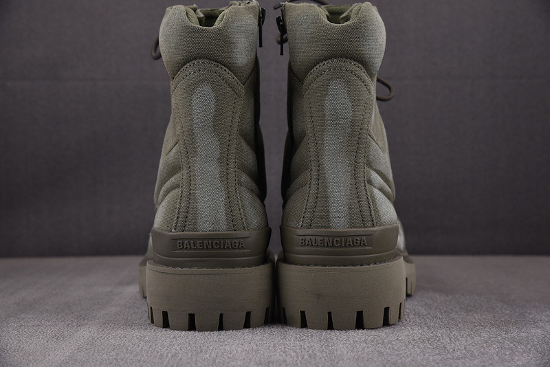 Ba*len*cia*ga strike combat boot
