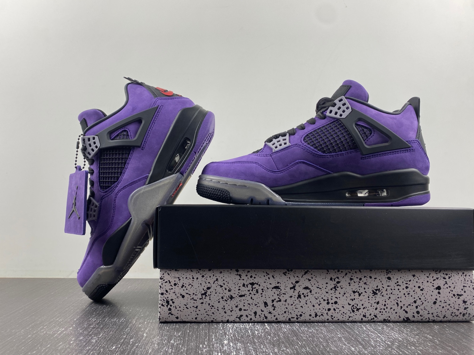 AIR JORDAN 4 RETRO TRAVIS SCOTT PURPLE AJ4-766302