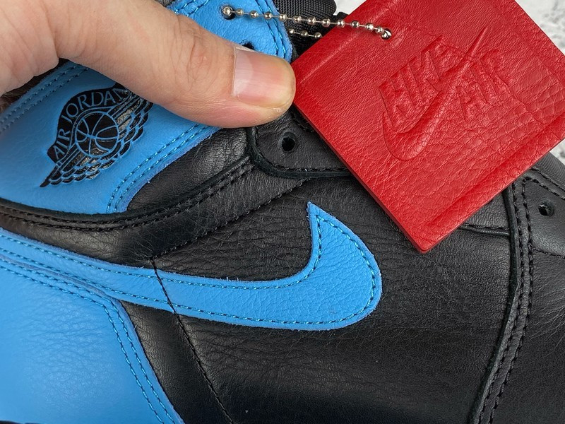 Air Jordan 1 High WMNS UNC Chicago CD0461-046