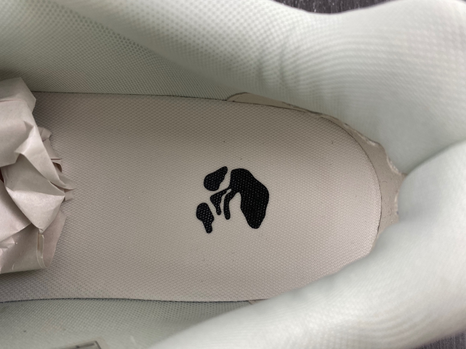 Off-White c/o Virgil Abloh