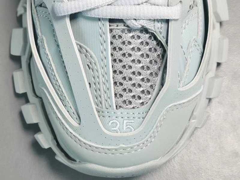 Ba*len*cia*ga track trainer 542023 w2la1 3253