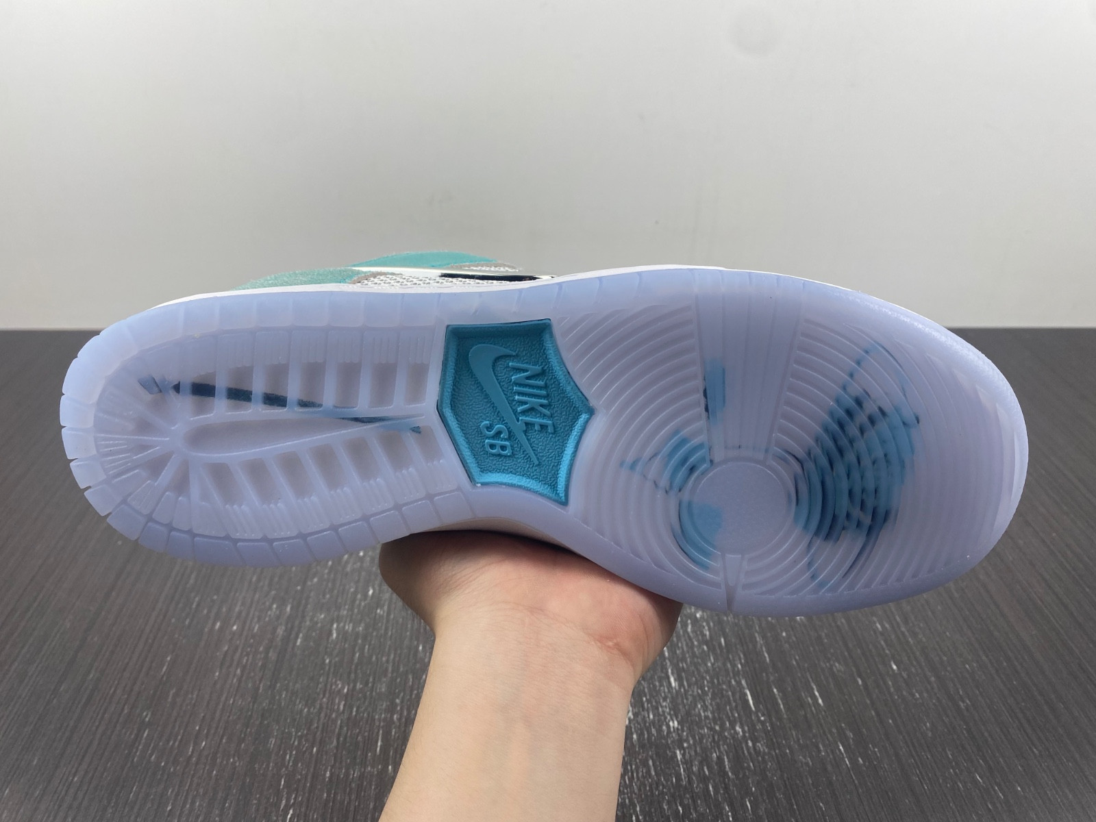 Dunk SDCAI*NIKE SB Low FD2562-400