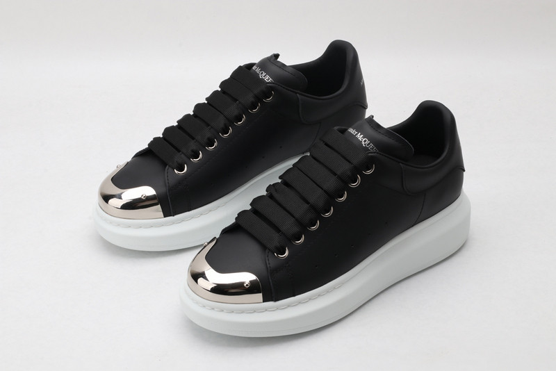 ALEXANDER MCQUEEN SNEAKER