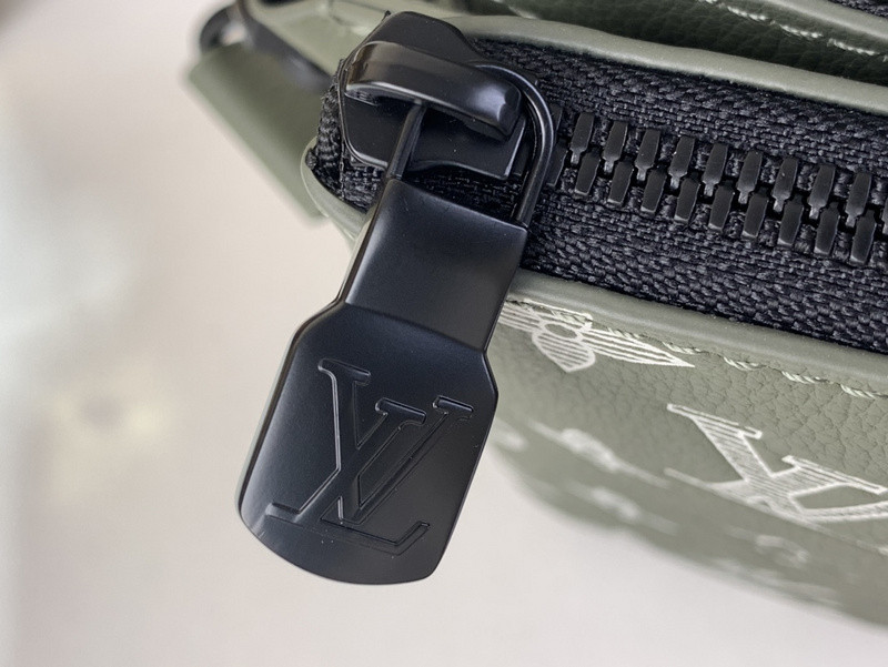 Louis Vuitton Trio Jm messenger