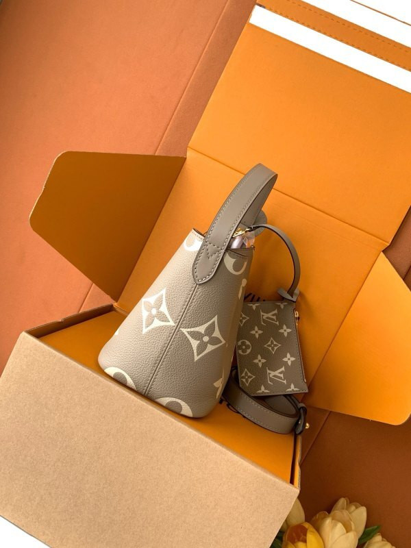 l0vis Vvtt0n m13045 all in bb bag