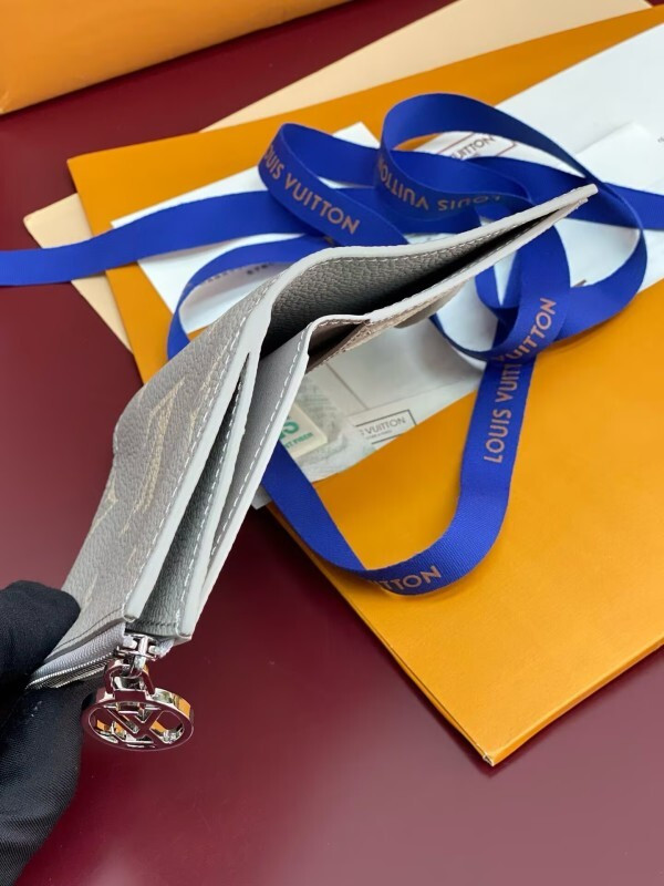 Lisa Wallet Bicolor Monogram Empreinte Leather