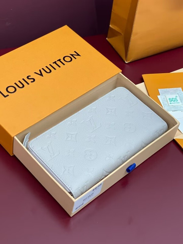 LV Zippy Wallet Monogram Empreinte Leather