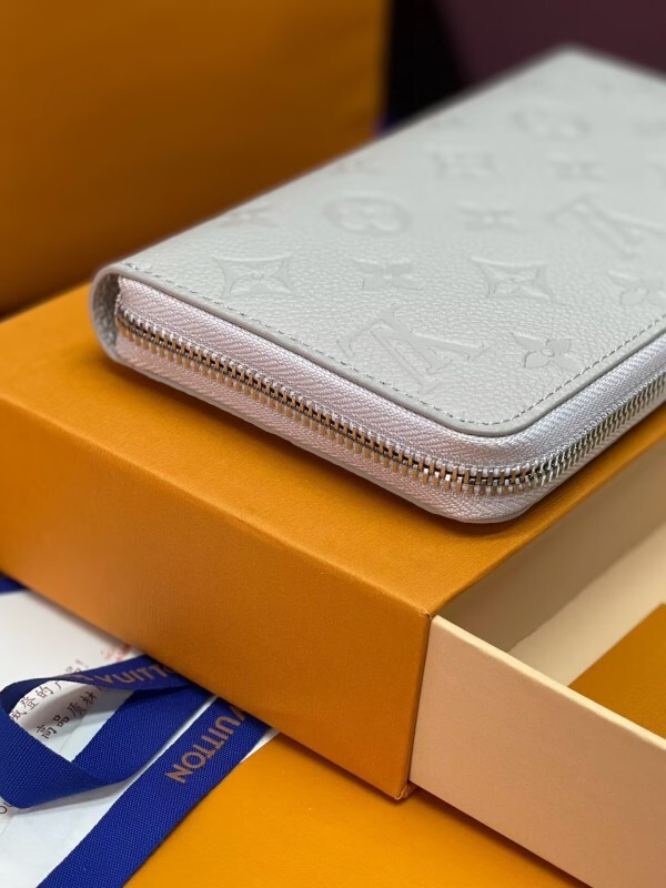 LV Zippy Wallet Monogram Empreinte Leather