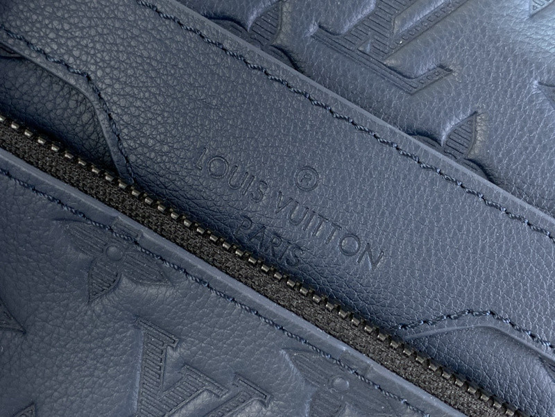 Louis Vuitton Trio Jm messenger ( BLUE)