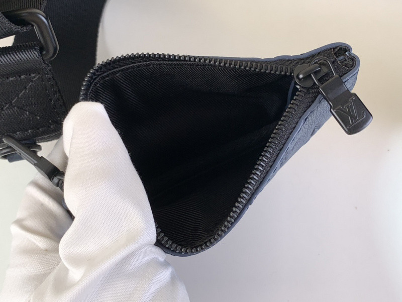 Louis Vuitton Trio Jm messenger ( BLUE)