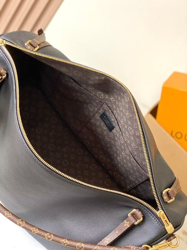 Louis Vuitton Express Travel