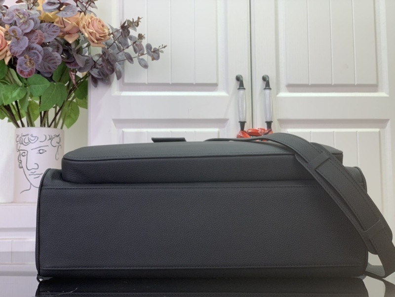 L*uis V*itton Pilot Briefcase