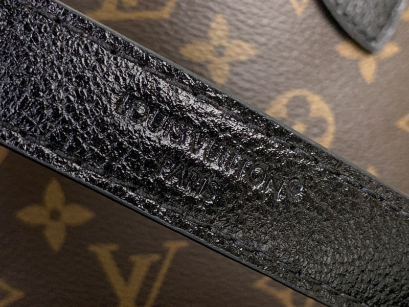 lv Neverfull Bandoulière Inside Out BB H33