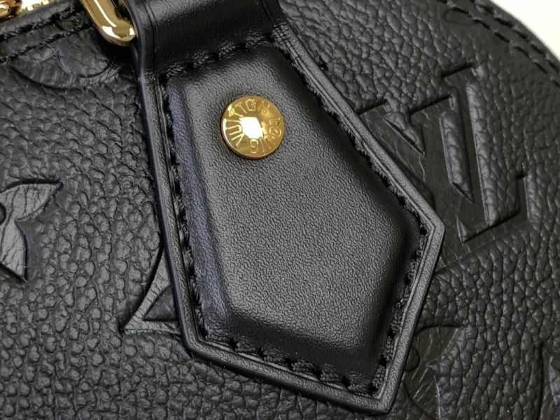 l0vis Vvtt0n alma bb bag