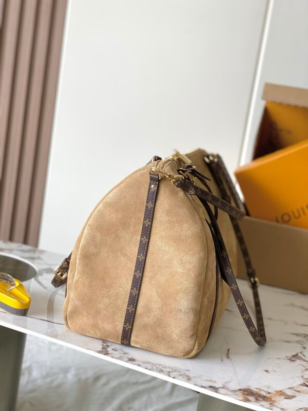 Louis Vuitton Express Travel