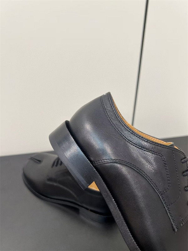 ma*s*n Ma*i*la leather shoes
