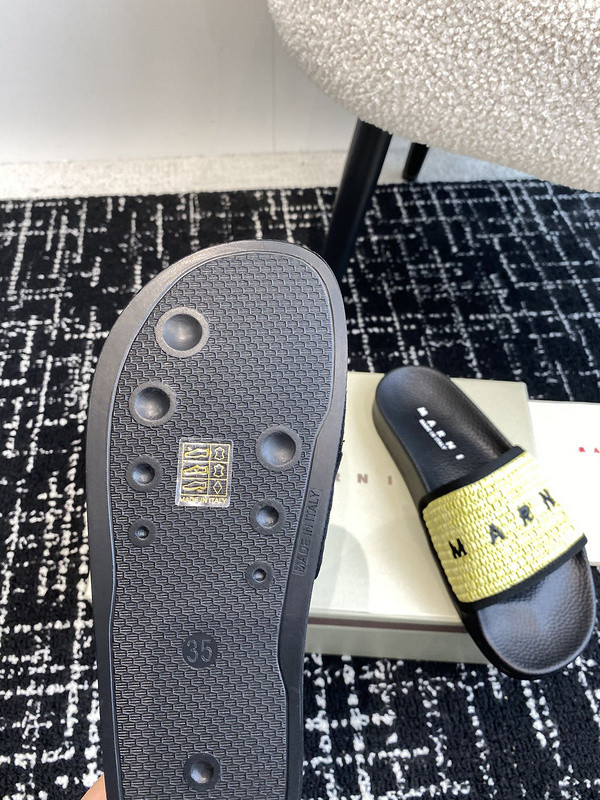 MARNI EMBROIDERED-LOGO SLIDES