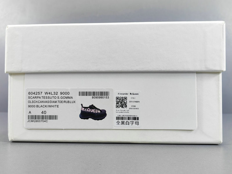 ALEXANDER MCQUEEN SNEAKER