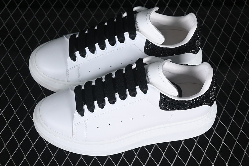 ALEXANDER MCQUEEN SNEAKER