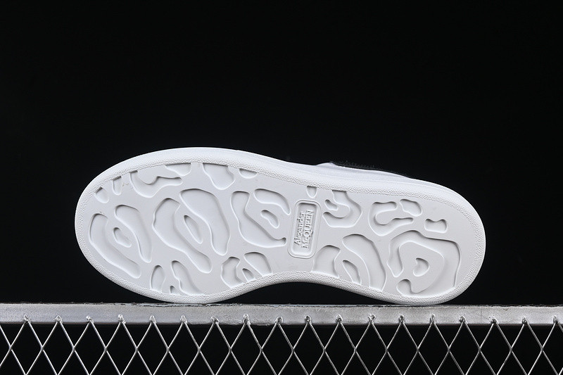 ALEXANDER MCQUEEN SNEAKER