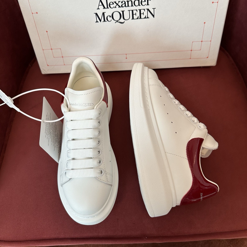 ALEXANDER MCQUEEN SNEAKER