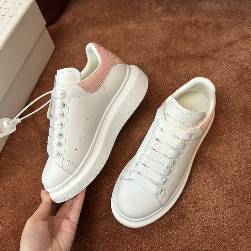 ALEXANDER MCQUEEN SNEAKER