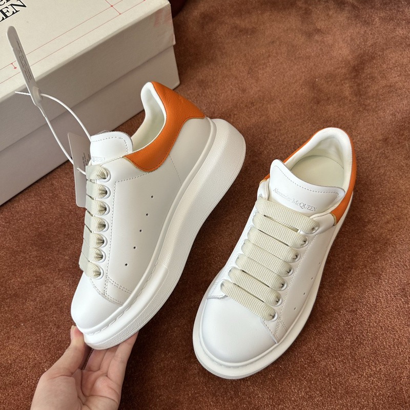 ALEXANDER MCQUEEN SNEAKER