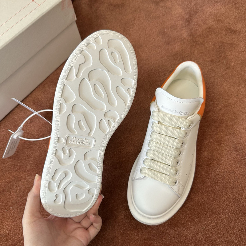 ALEXANDER MCQUEEN SNEAKER