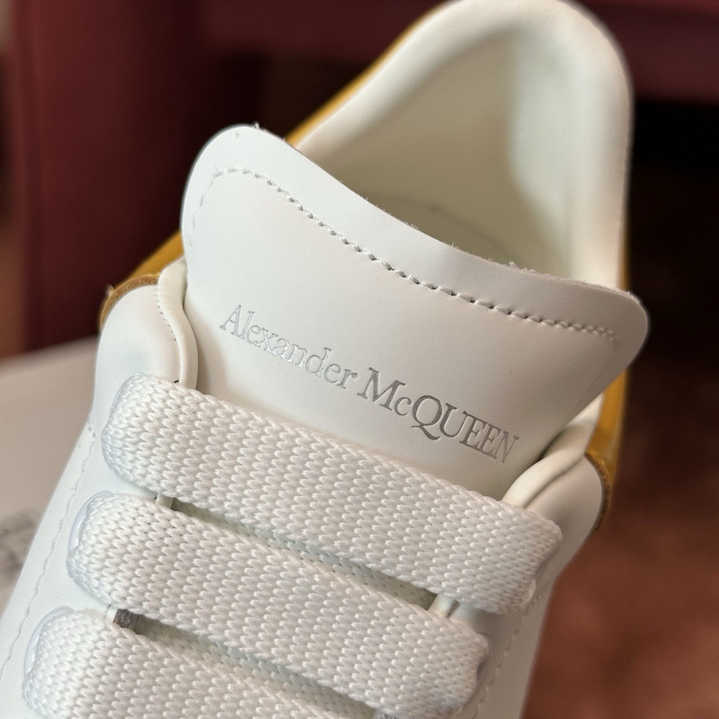 ALEXANDER MCQUEEN SNEAKER