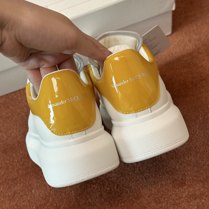 ALEXANDER MCQUEEN SNEAKER