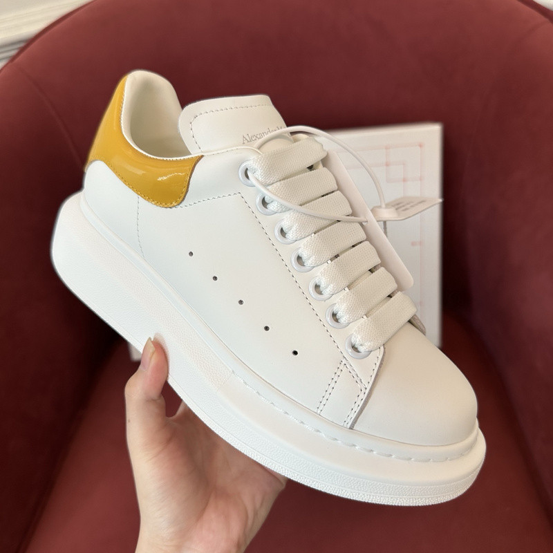 ALEXANDER MCQUEEN SNEAKER
