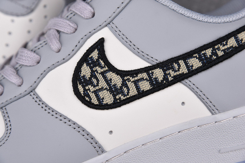 AIR JORDAN 1 LOW CN8007-001