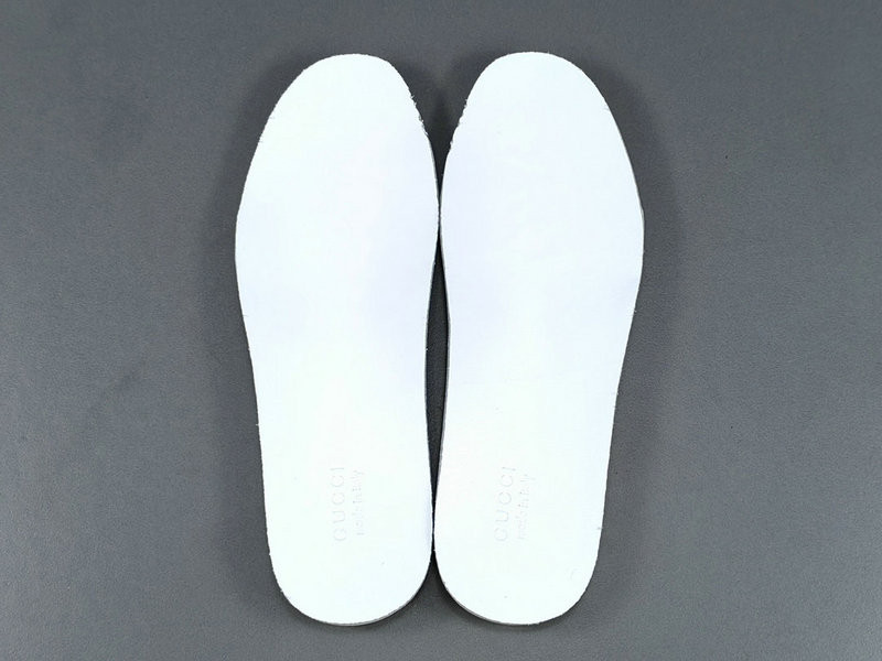 G*u*i re-web sneakers