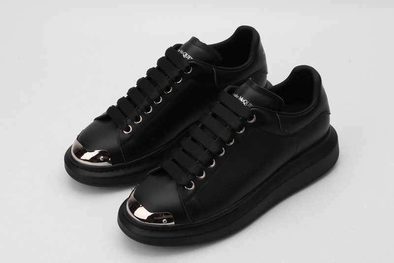 ALEXANDER MCQUEEN SNEAKER