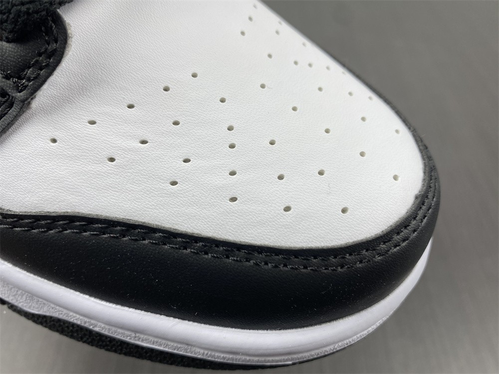 NIKE DUNK LOW NEXT NATURE ‘WHITE/BLACK’ DD1873-102