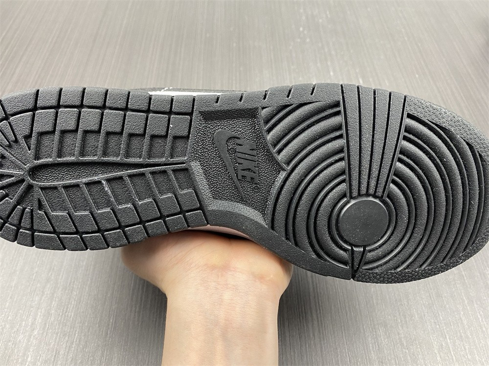 NIKE DUNK LOW NEXT NATURE ‘WHITE/BLACK’ DD1873-102