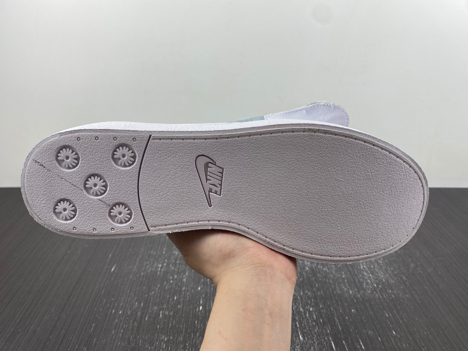 NIKE AIR FORCE 1 G-Dragon x Kwondo 1 