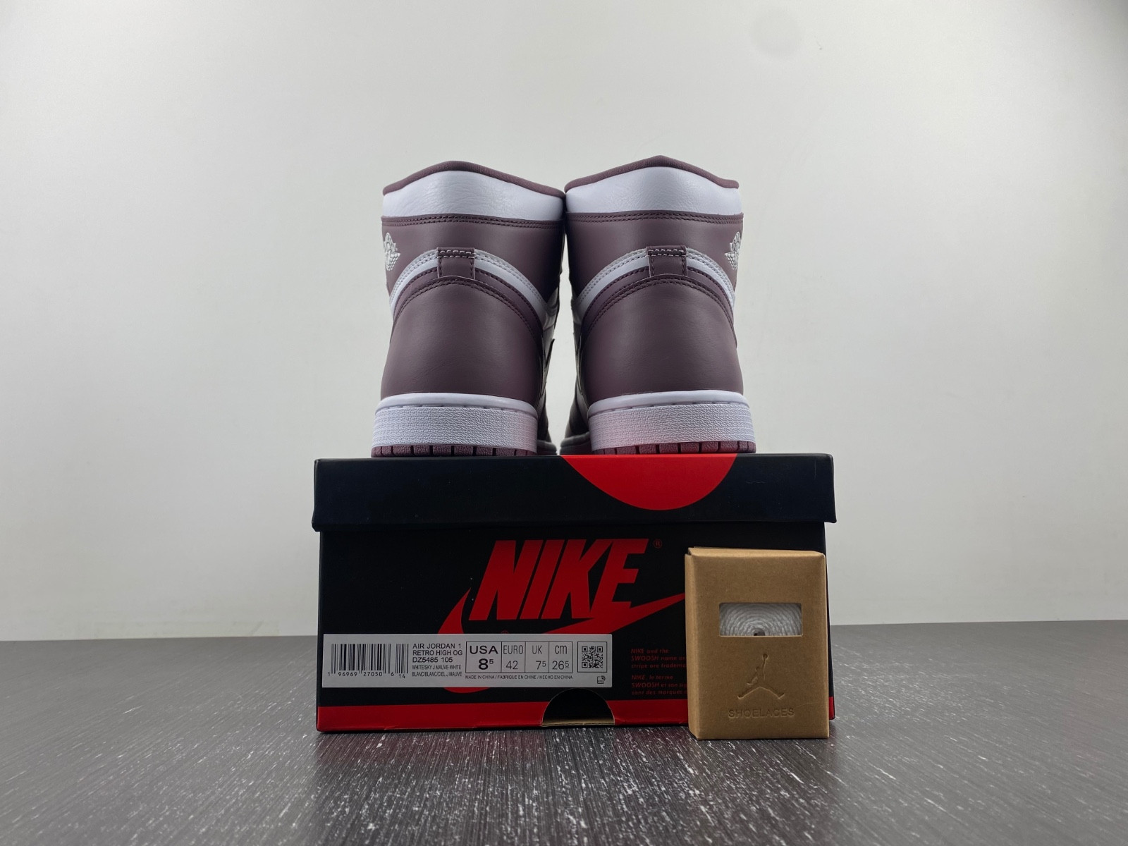 Air Jordan 1 High OG "Mauve" DZ5485-105