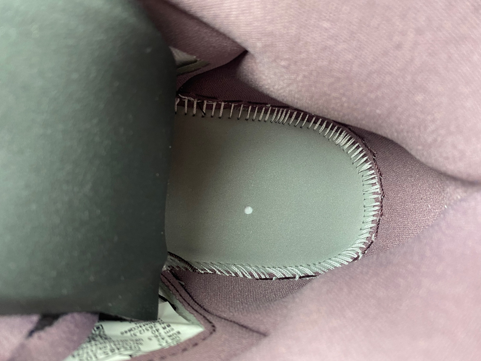 Air Jordan 1 High OG "Mauve" DZ5485-105