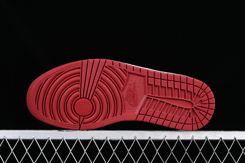 AIR JORDAN 1 RETRO HIGH NRG 861428-106