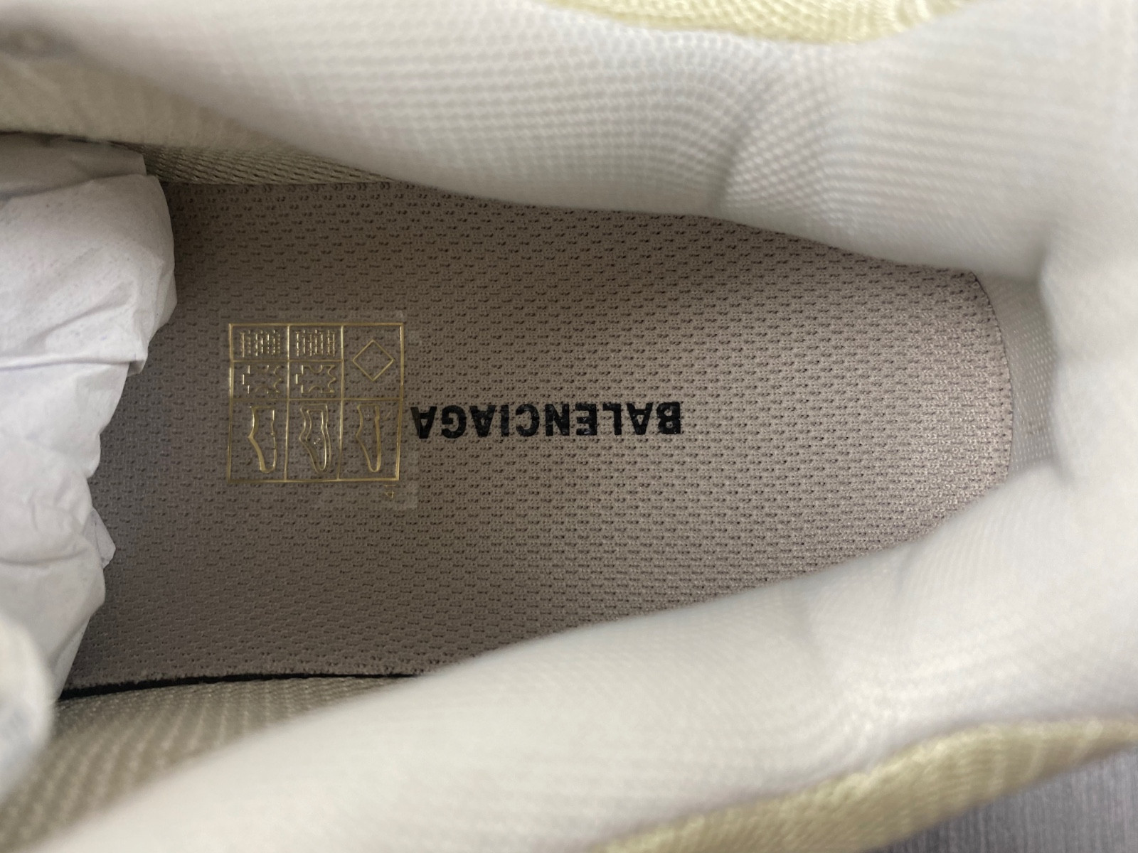 Ba*len*cia*ga triple s 524039 w2fw4 9790