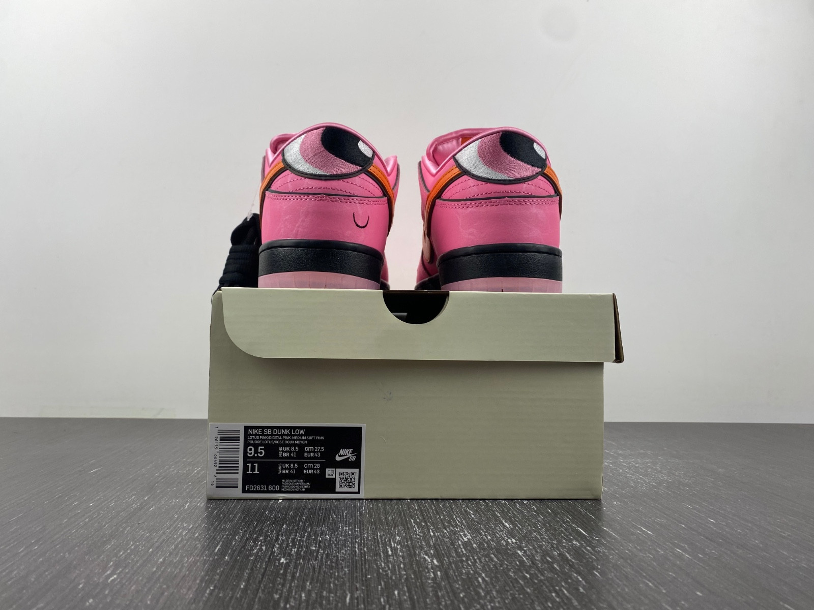 Powerpuff Girls x Nike SB Dunk Low Pro "Blossom" FD2631-600