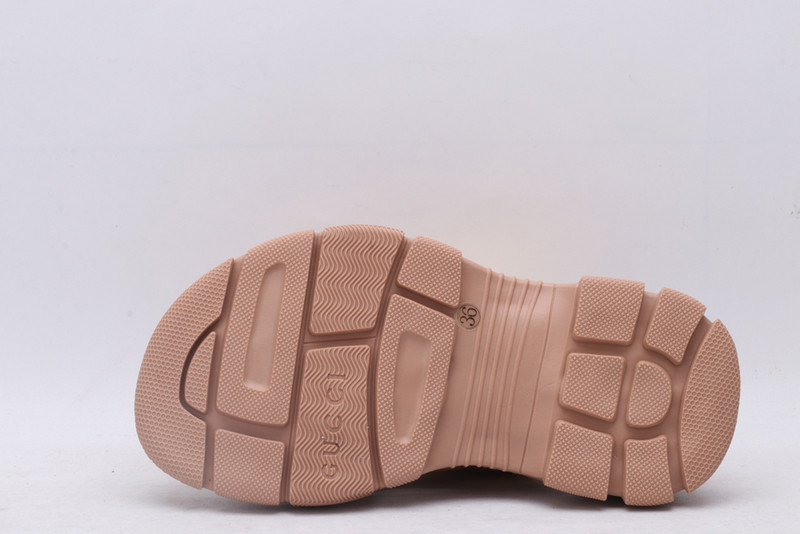 GUC LEATHER SLIDE