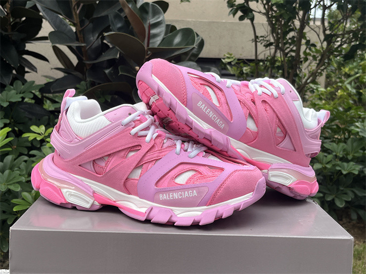 Ba*len*cia*ga track trainer 